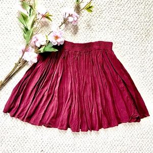 SUPER RARE brandy Melville mini skirt maroon